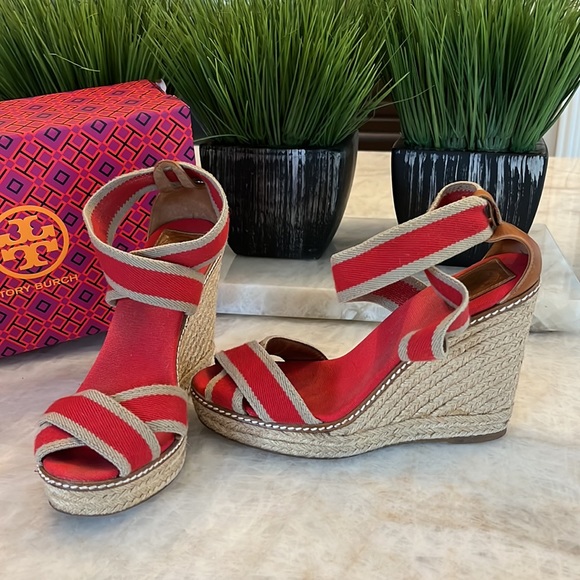 Tory Burch wedge sandals 38 or size 8 - Picture 4 of 6